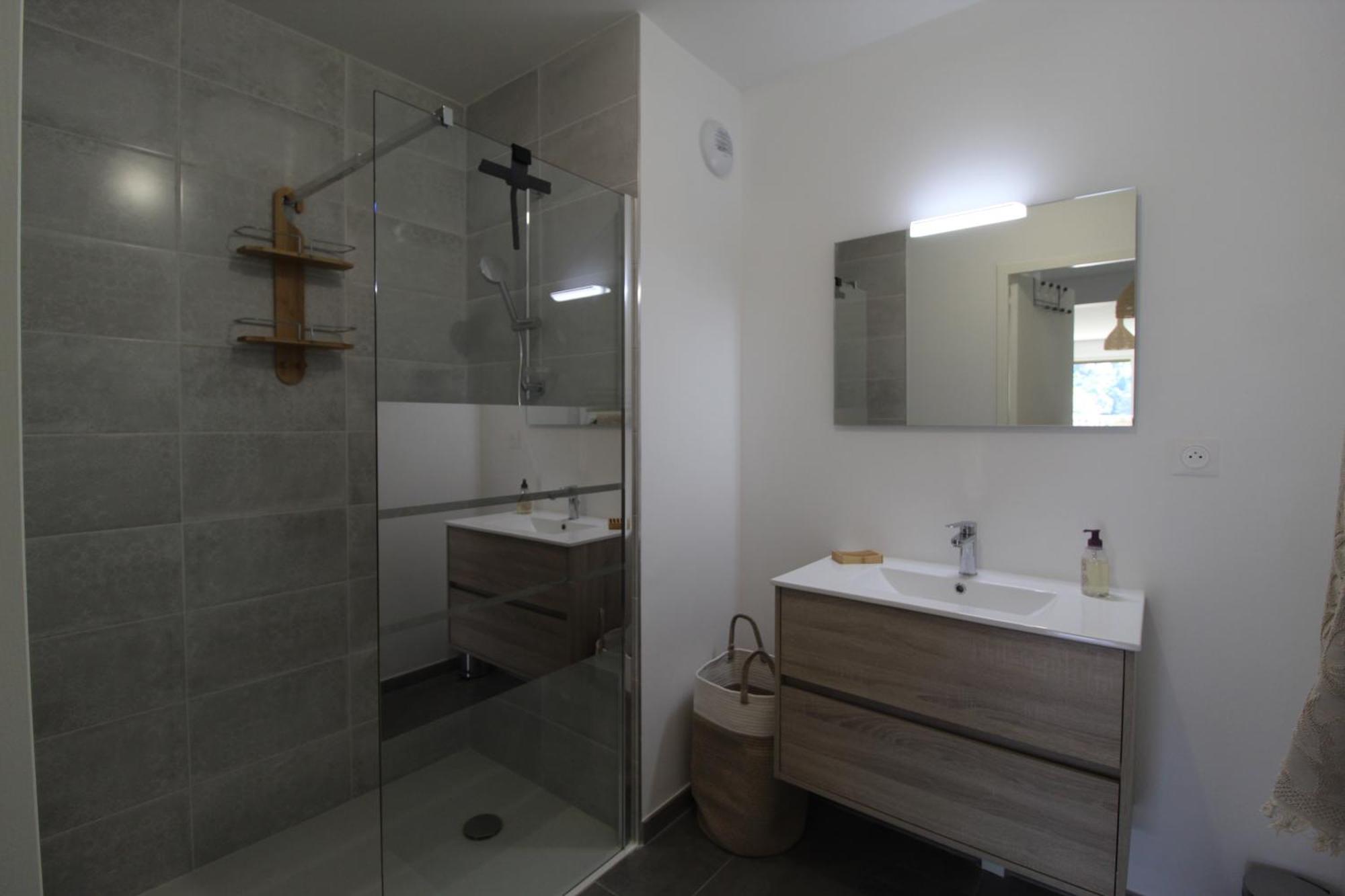Zenlife Apartment Aurec-Sur-Loire Luaran gambar