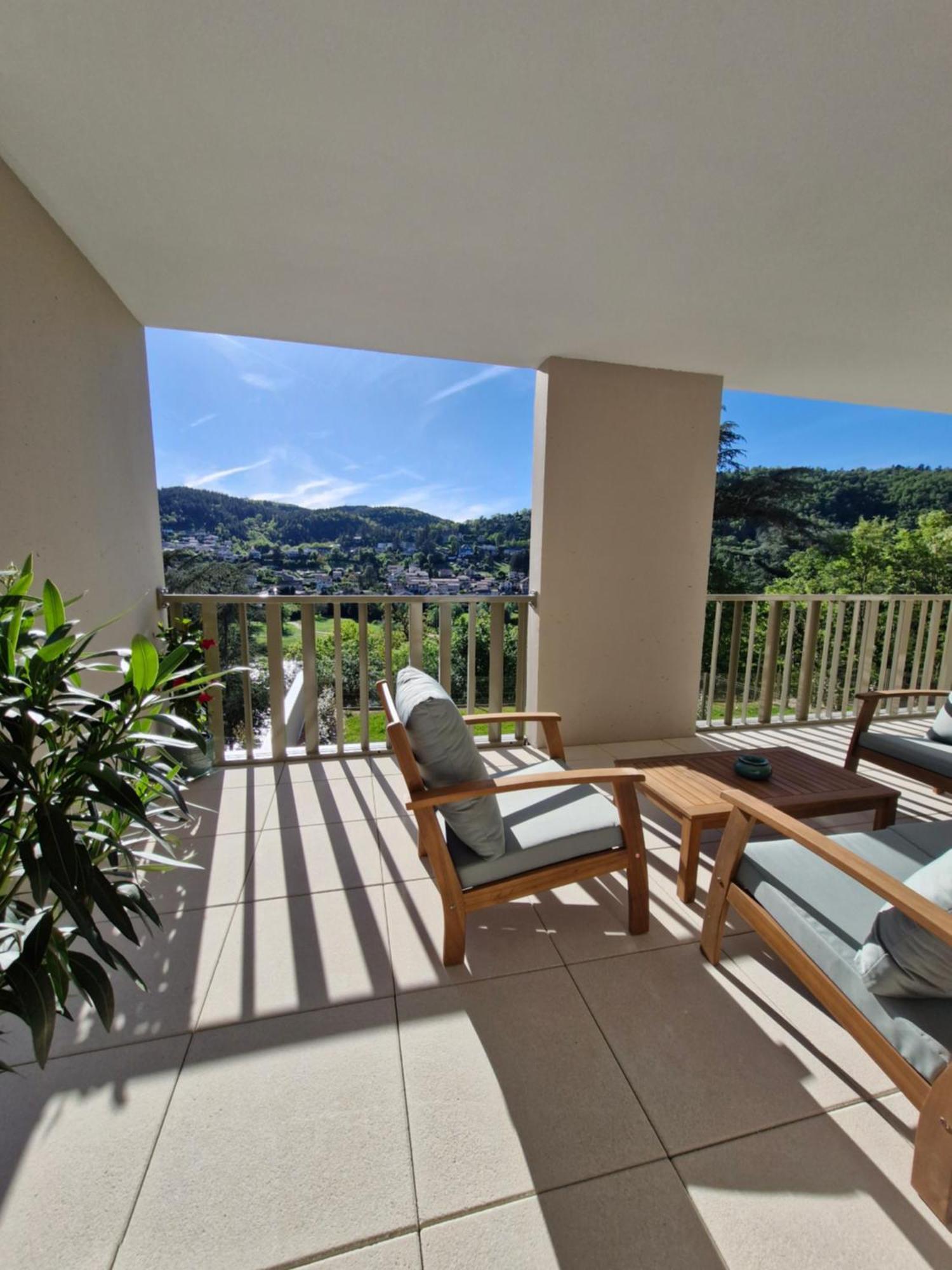 Zenlife Apartment Aurec-Sur-Loire Luaran gambar