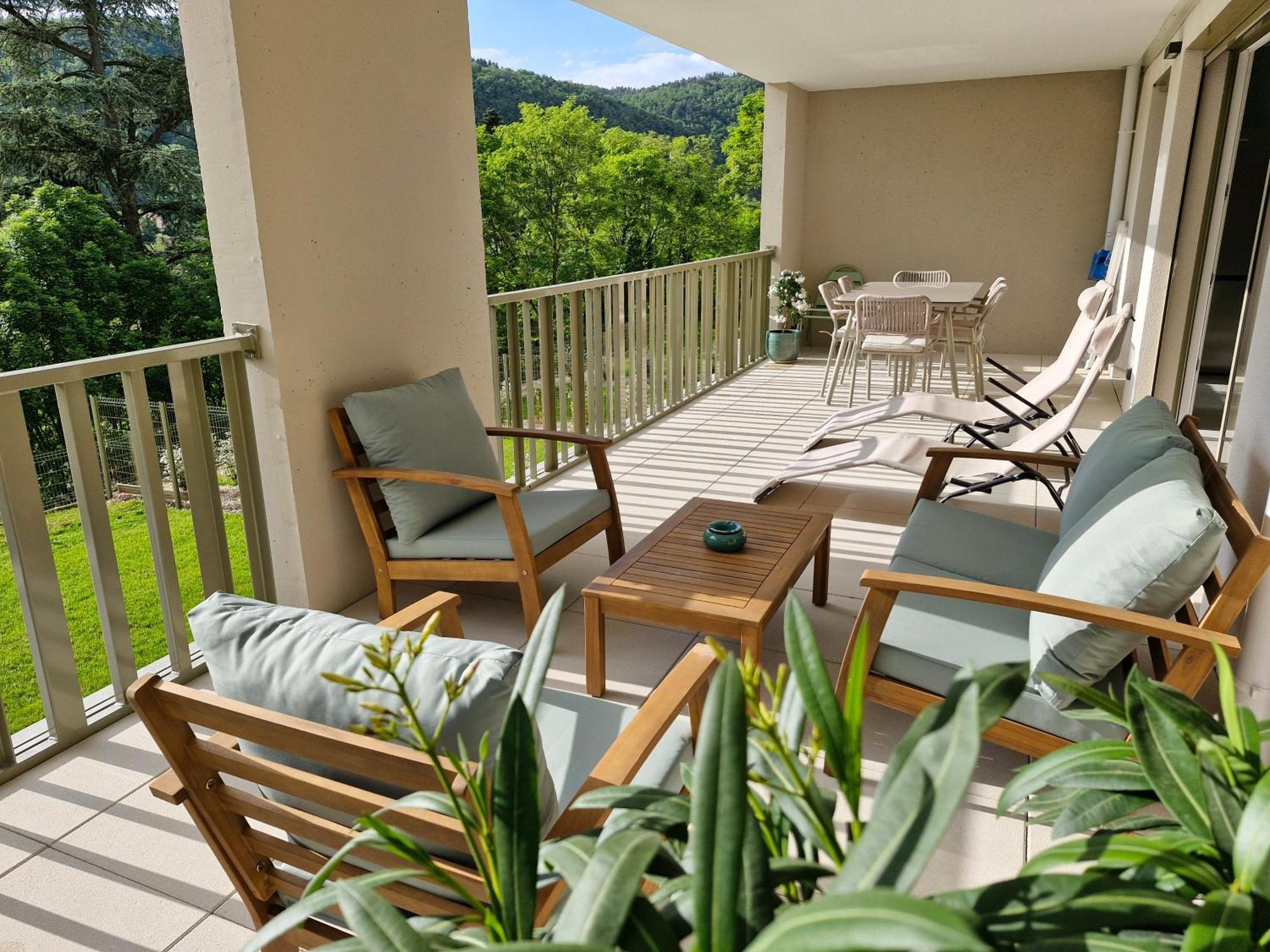 Zenlife Apartment Aurec-Sur-Loire Luaran gambar